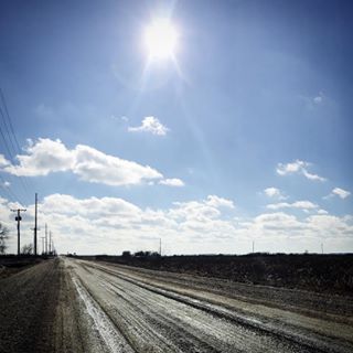 16230791_144832996019362_6842829530499907584_n.jpg?ig_cache_key=MTQzMzc0MjA3NjUwMzU1MTkxOA==.2-w320h320